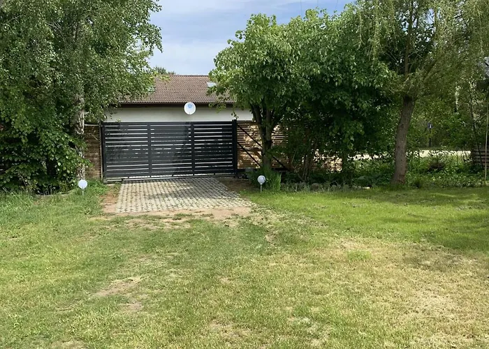 Nocelgi Nad Morzem - Karolina - U Perkowskich Lubiatowo (Pomerania)